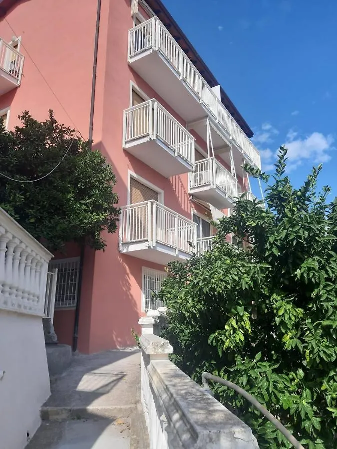 Willa Spectacular Sea View - 3 Minutes Walk From The Sea Laigueglia