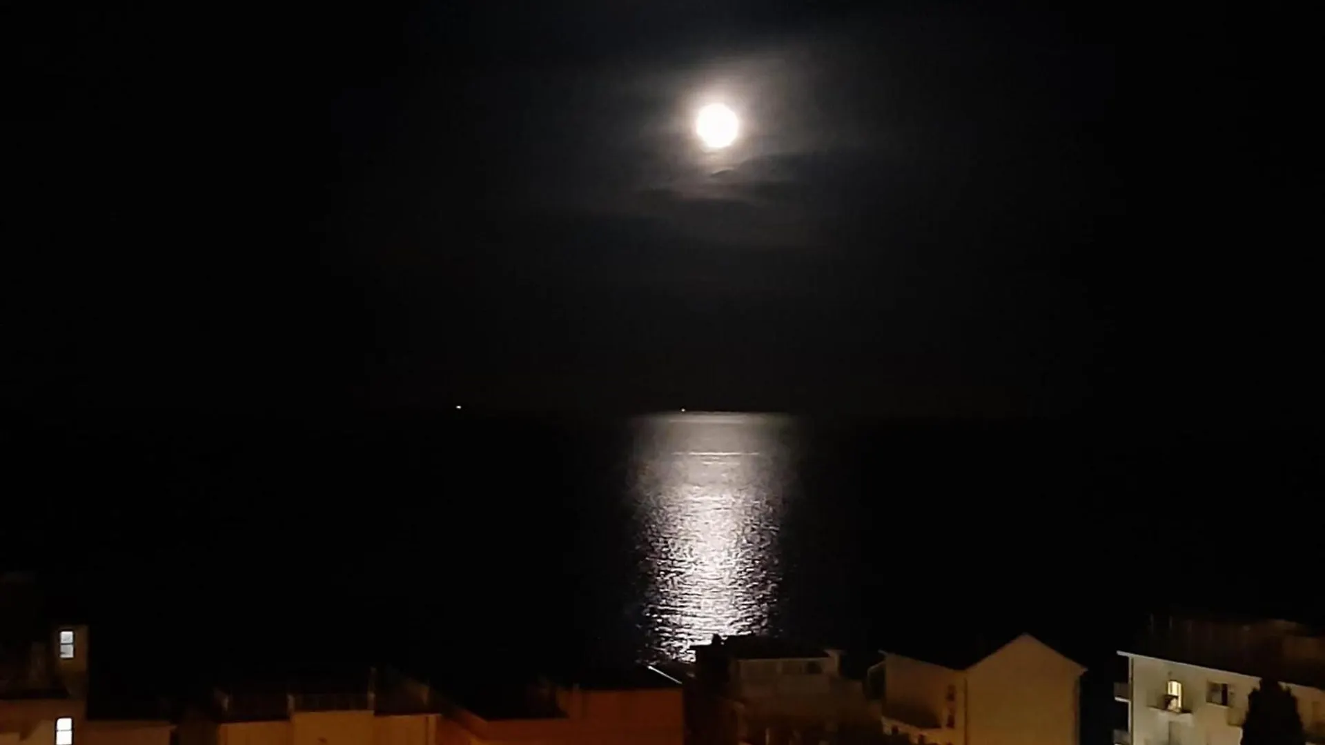 Dom wakacyjny Willa Spectacular Sea View - 3 Minutes Walk From The Sea Laigueglia